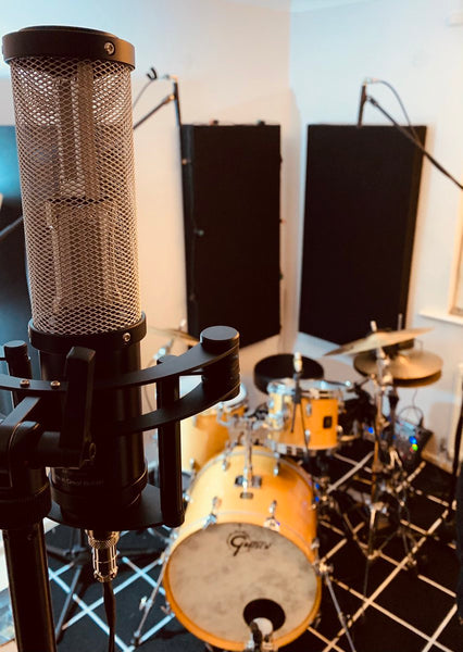 ribbon mic with drum set