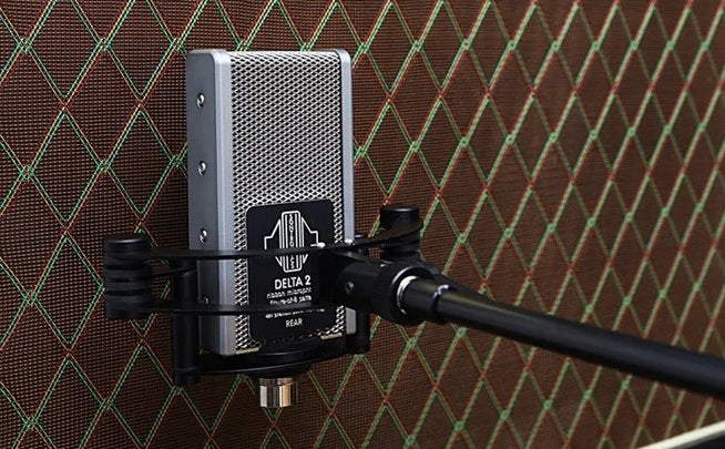 Generic Ribbon Mic The Magic of Ribbon Microphones - A Music Lover's Guide